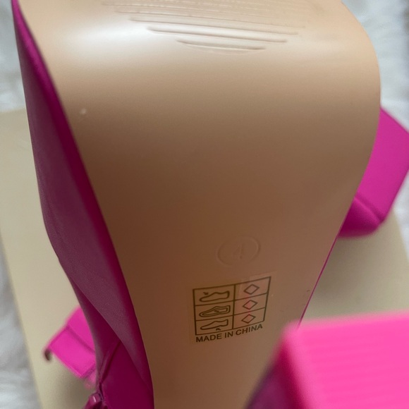 Neon Fuschsia Pink Booties - Picture 13 of 15